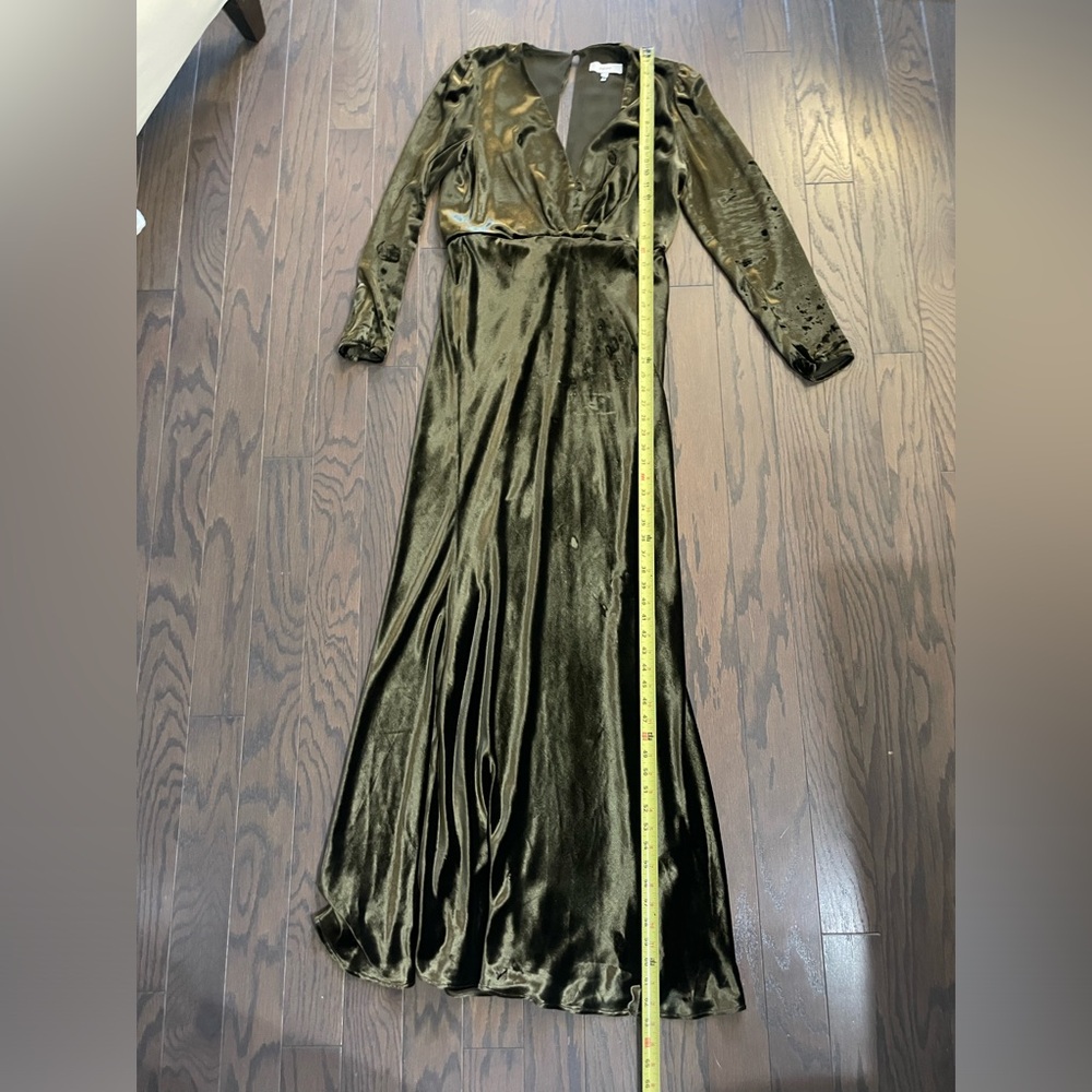 REISS KLARA VELVET PLUNGE MAXI DRESS - Picture 15 of 16